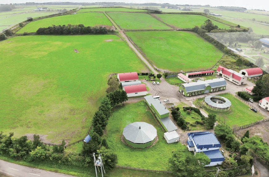 Blooming Farmの放牧地と施設